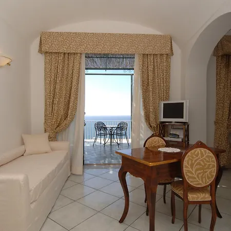 Montemare Hotel 4*
