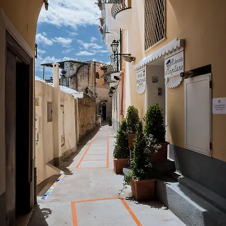 Szálloda Montemare Positano