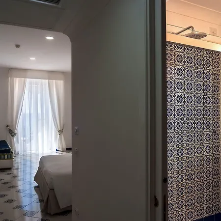 Отель Montemare 4*