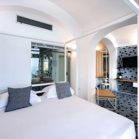 Montemare 4* Позитано